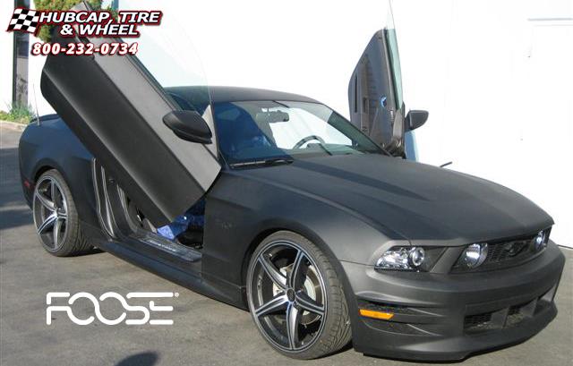vehicle gallery/2010 ford mustang foose speed f136  Black  Machined wheels and rims