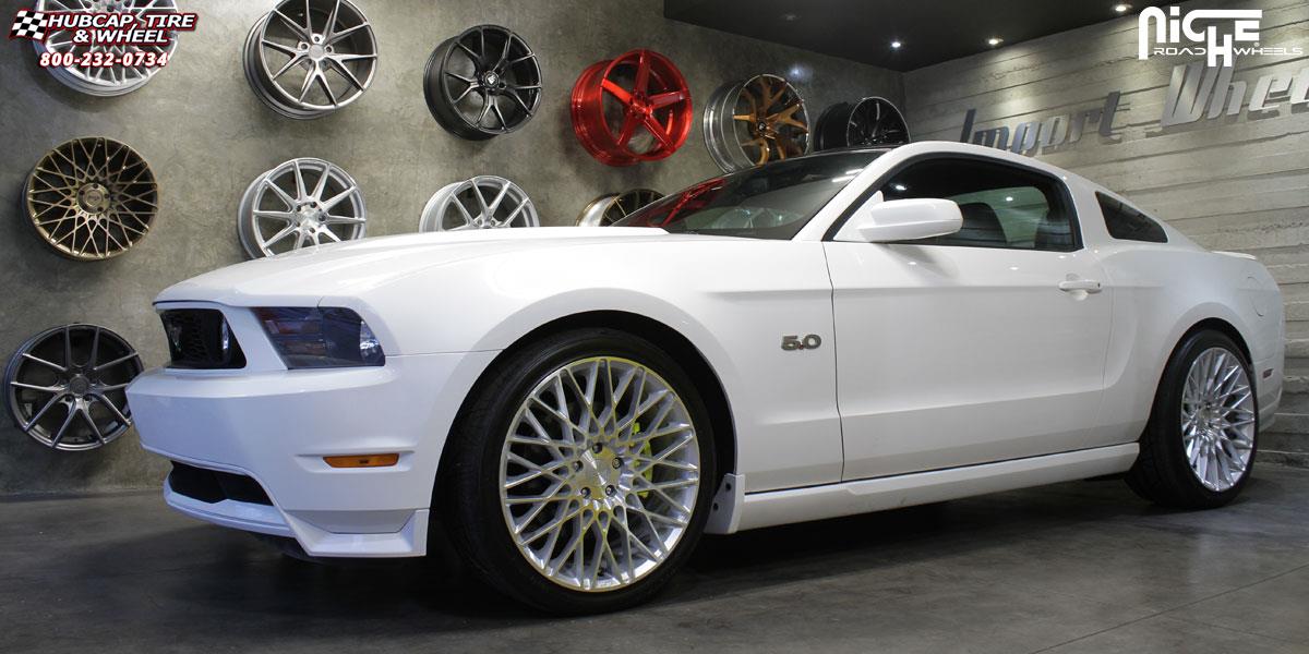 vehicle gallery/ford mustang niche citrine m161 20x85  Silver & Machined wheels and rims