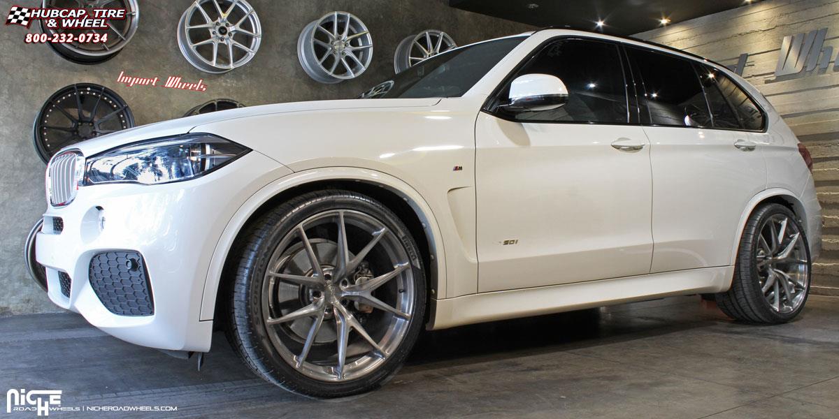 vehicle gallery/bmw x5 niche misano 22x10  Brushed Gloss Double Dark Tint wheels and rims