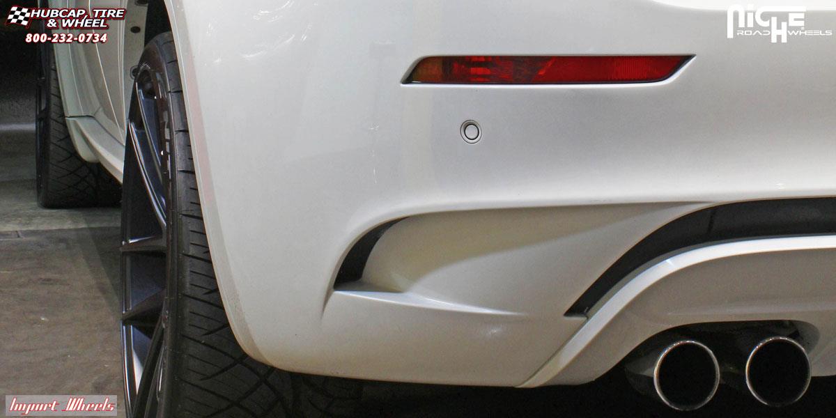 vehicle gallery/bmw x6m niche targa m130 22x9  Black & Machined with Dark Tint wheels and rims