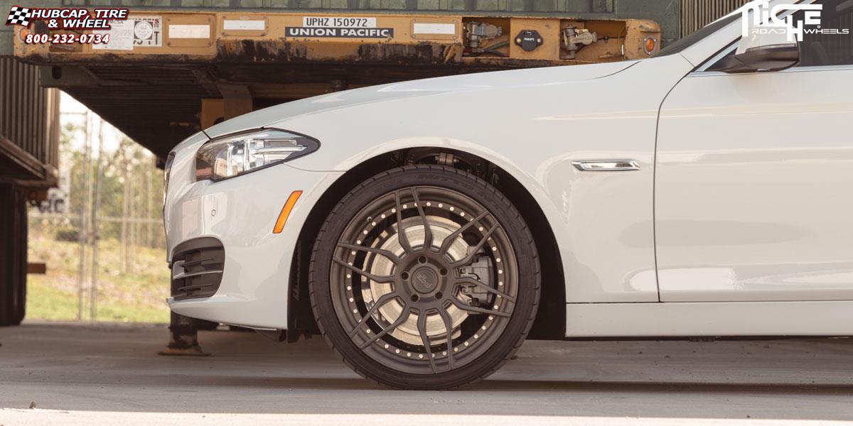 vehicle gallery/bmw 528i niche vella 20x9  Brushed | Double Dark Tint | Matte Clear wheels and rims