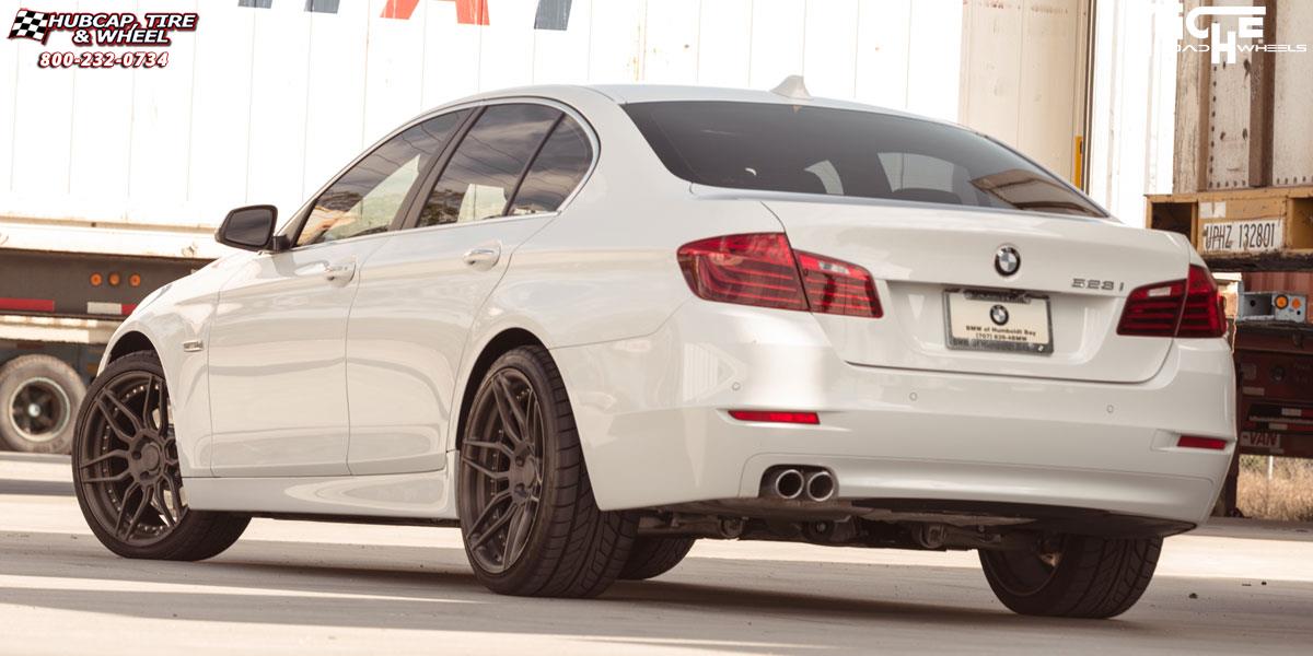 vehicle gallery/bmw 528i niche vella 20x9  Brushed | Double Dark Tint | Matte Clear wheels and rims