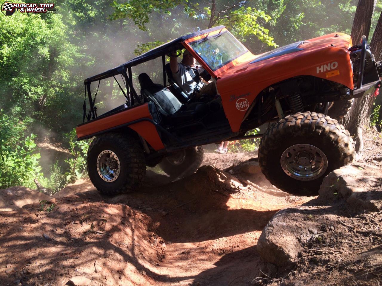 vehicle gallery/ford bronco fuel anza beadlock d116 17X9  Raw Machined wheels and rims