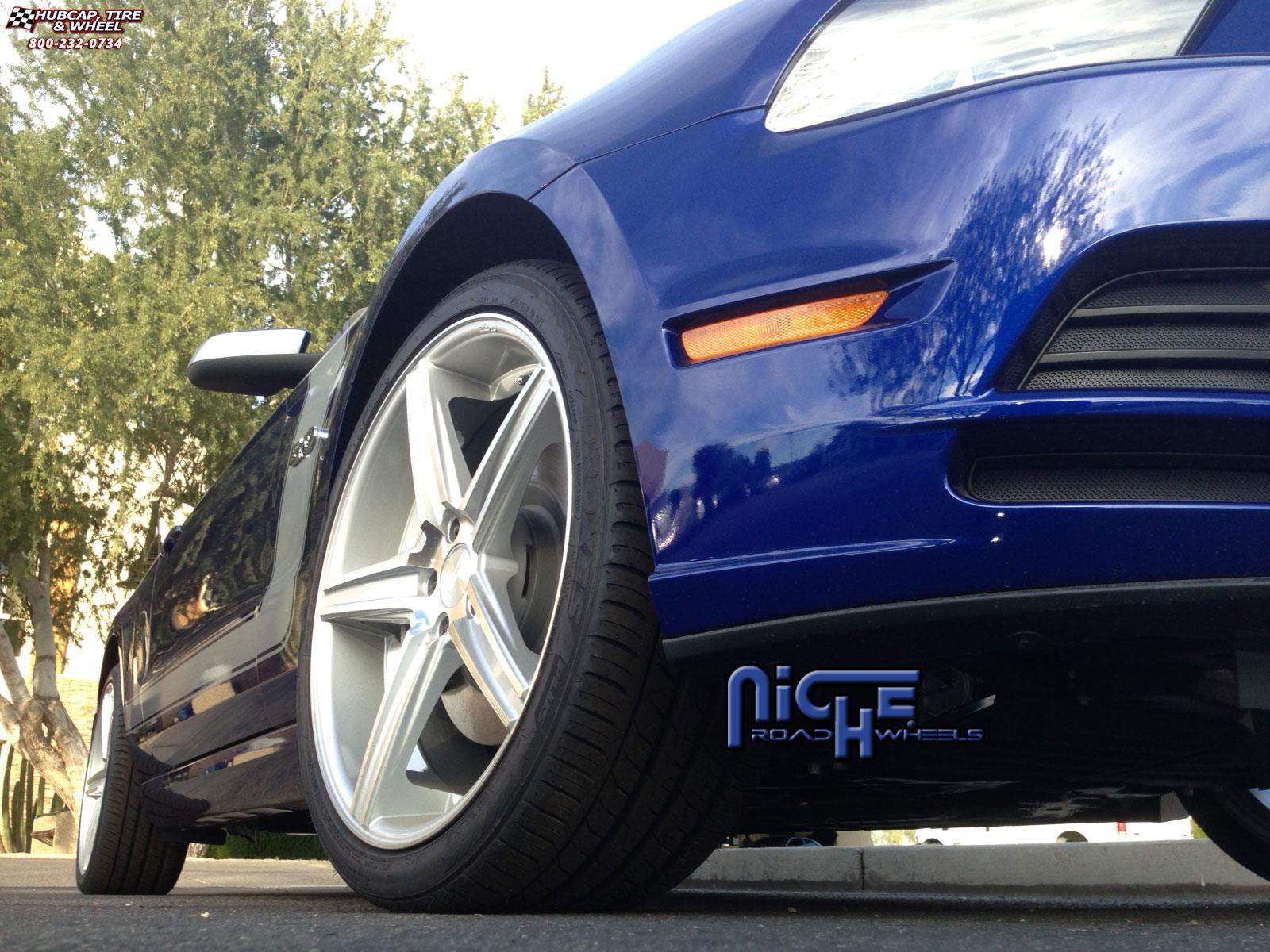 vehicle gallery/ford mustang niche apex m126  Black & Machined with Dark Tint wheels and rims