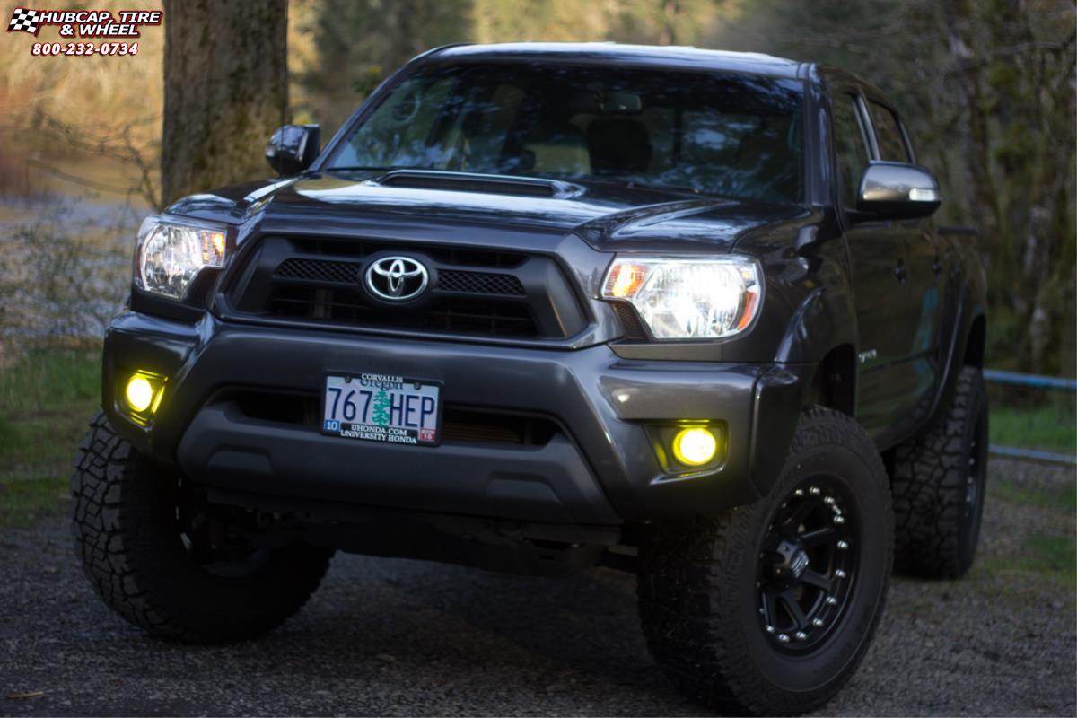 vehicle gallery/2014 toyota tacoma xd series xd798 addict 17x9  Matte Black wheels and rims