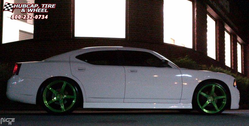 vehicle gallery/dodge charger niche scuderia 5 22x95  Hi Luster Polish | Transparent Candy Green wheels and rims