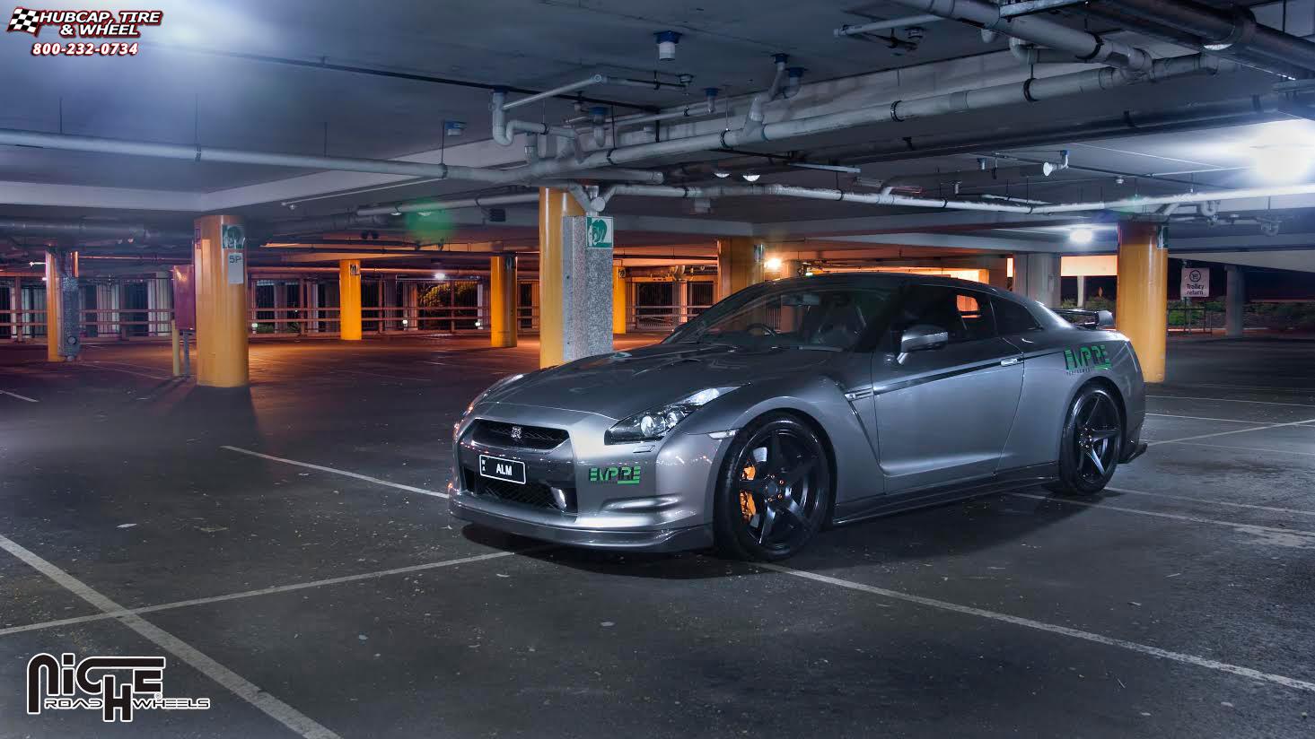 vehicle gallery/nissan gt r niche gt 5 m133  Satin Black wheels and rims
