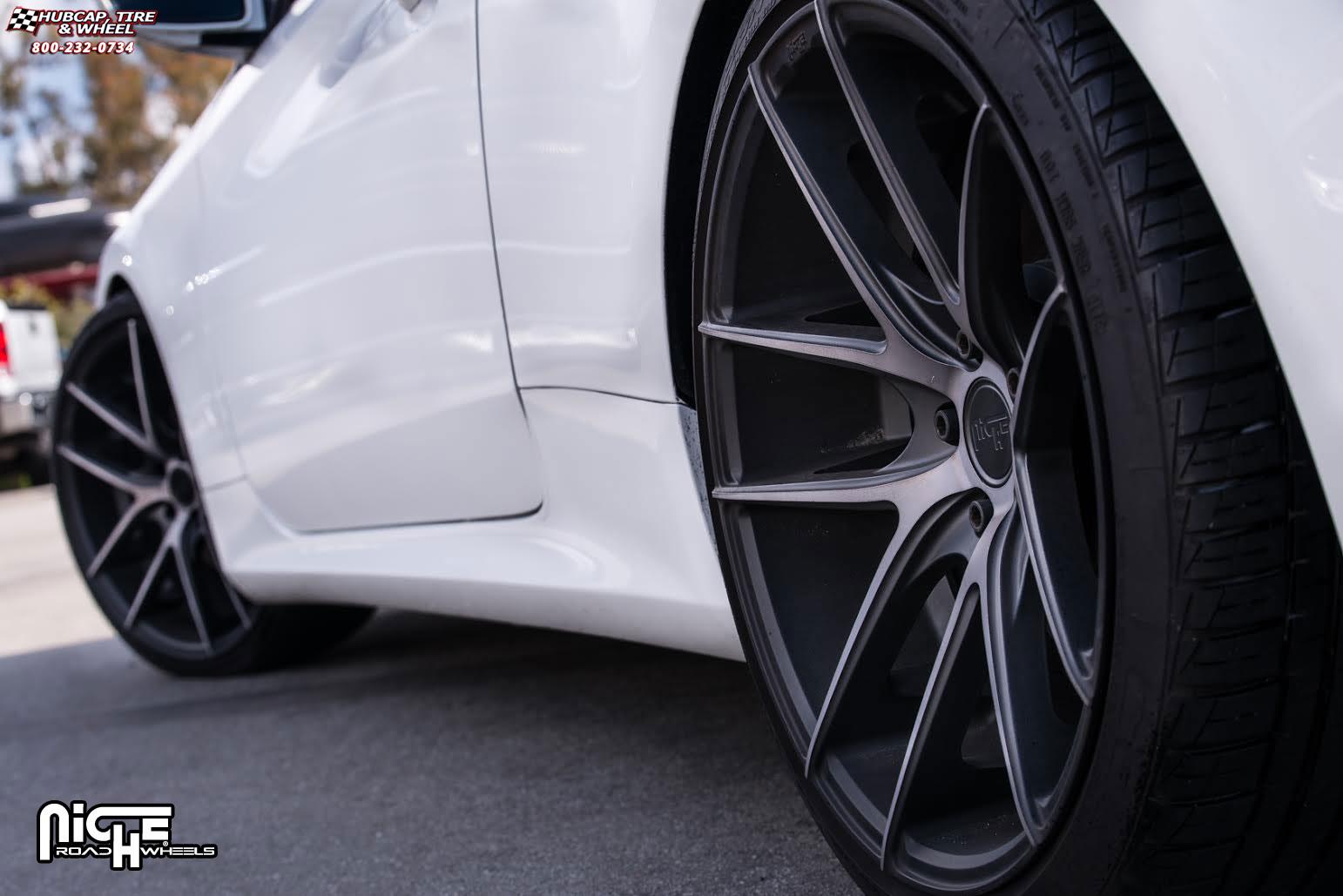 vehicle gallery/hyundai genesis niche targa m130  Black & Machined with Dark Tint wheels and rims